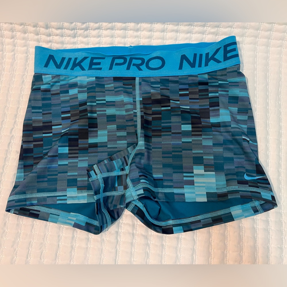 Nike pro‎ runner Dri-fit spandex biker shorts.